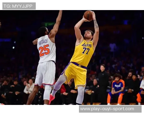 八村塁赛季首扣篮精彩瞬间回顾东契奇之前的勉强扣篮对比分析